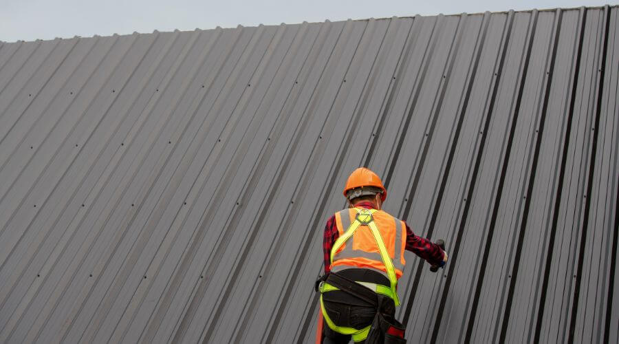 Professional gutter cleaning in Lottie, LA